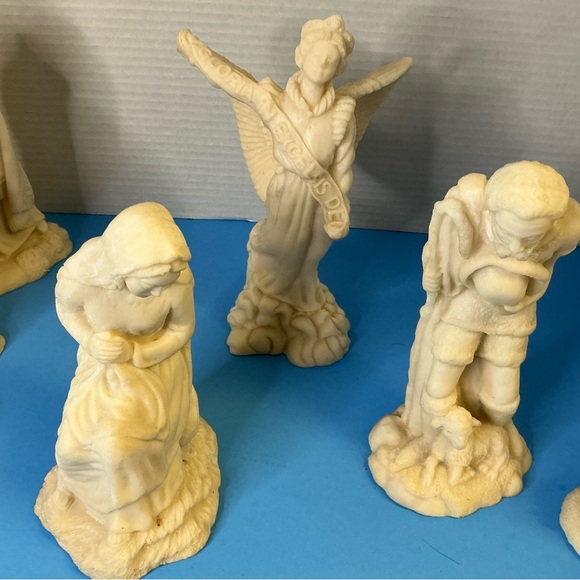 Nativity Set - Picture 9 of 12